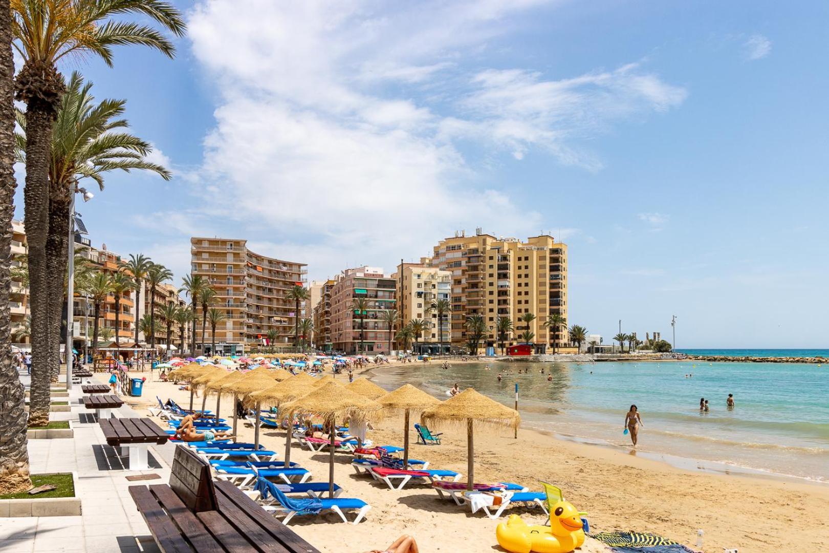 Lovely Apartment Near The Sea Torrevieja Exteriör bild